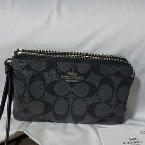 Coach Wallet Wrislet